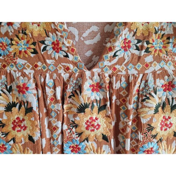 SAVANNA JANE Women's S Embroidered Top Animal Print Floral Multicolor V-Neck 34" - Picture 4 of 7